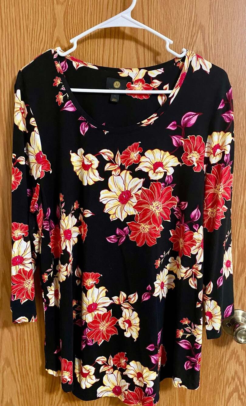 JM Collection Floral Long Sleeve Tunic Size L Black Multi